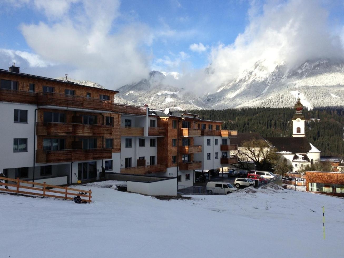 Sissi Park Haus Im Ennstal - Schladming Apartment Luaran gambar